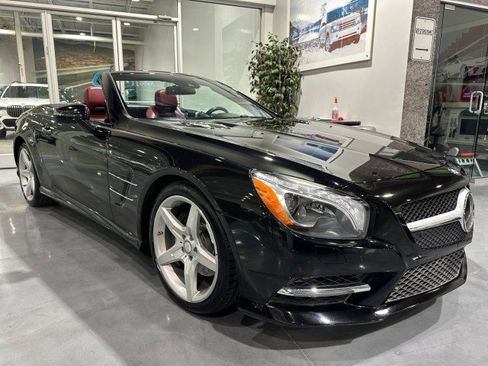 Used 2016 Mercedes-Benz SL 550 image 16