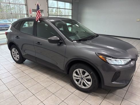 Used 2023 Ford Escape AWD image 66