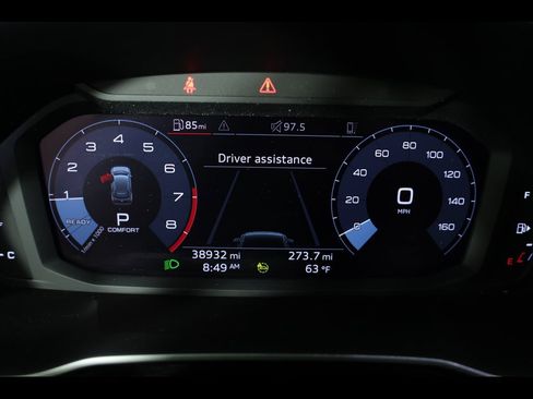 Used 2023 Audi Q3 2.0T Premium image 24