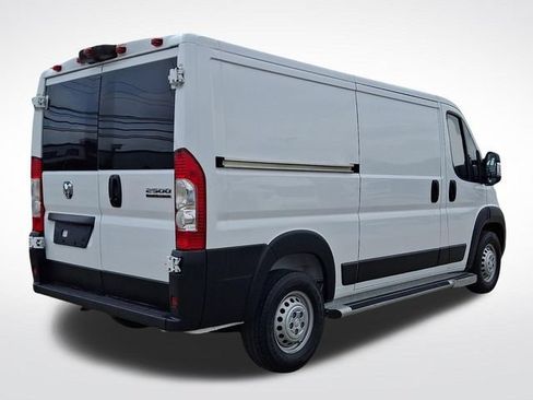 Used 2025 RAM ProMaster 2500 w/ U-Haul Equipment Group FWD image 6