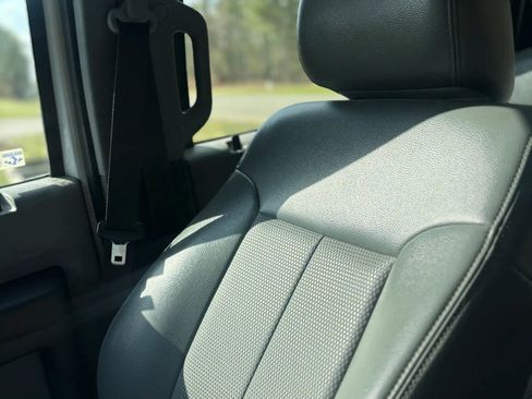 Used 2014 Ford F250 XL w/ Power Equipment Group image 31