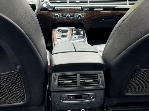 Used 2018 Audi Q7 3.0T Premium Plus image 11
