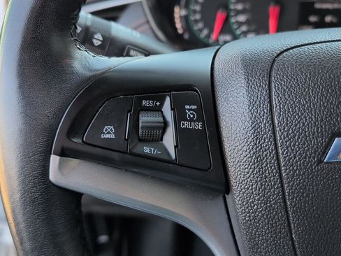 Used 2019 Chevrolet Trax LT w/ Redline Edition image 17