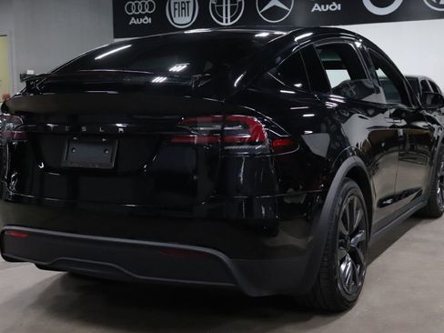 Used 2023 Tesla Model X P100D image 5