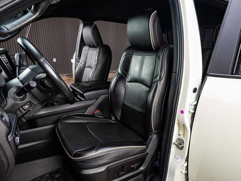 Used 2023 RAM 2500 Limited w/ Night Edition image 31