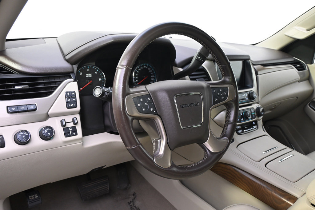 Used 2019 GMC Yukon Denali w/ Denali Ultimate Package AWD/4WD image 9