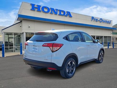 Used 2018 Honda HR-V EX image 4