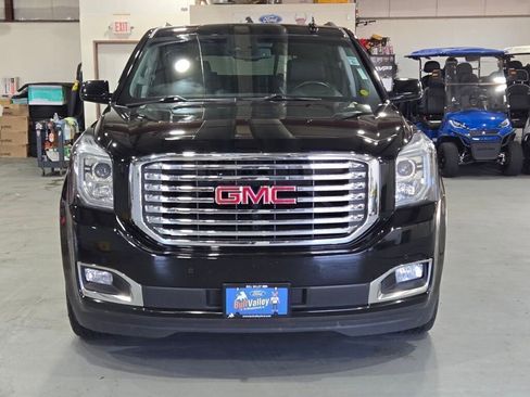 Used 2018 GMC Yukon SLT w/ Premium Edition image 4