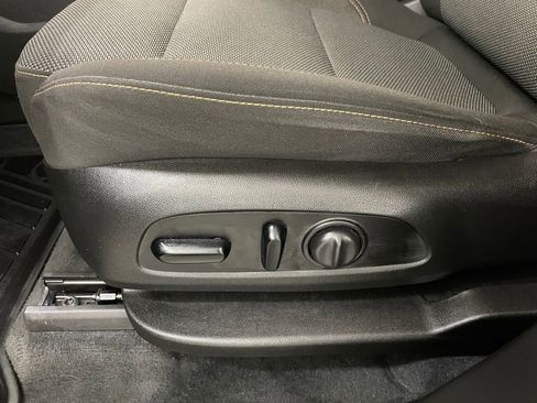 Used 2019 Chevrolet Traverse LT AWD/4WD image 9