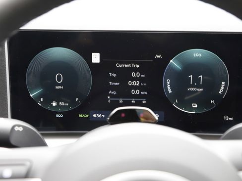 New 2026 Hyundai Tucson Limited image 32