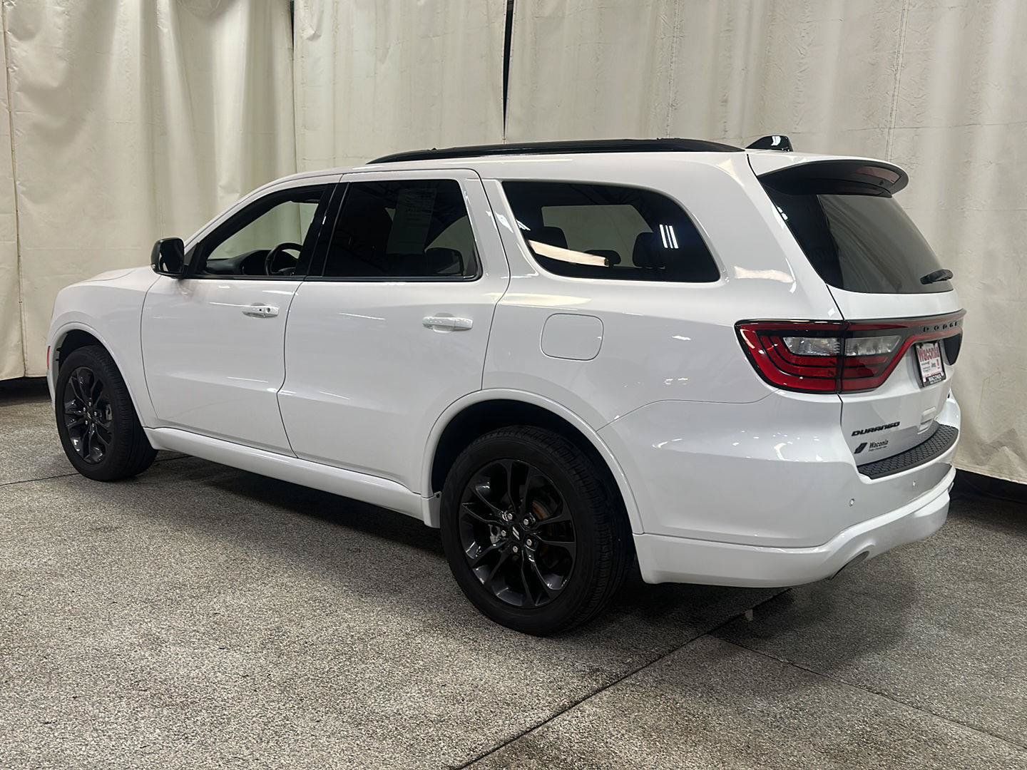 Certified 2025 Dodge Durango GT AWD/4WD image 3
