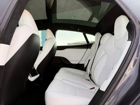 Used 2022 Tesla Model S Plaid AWD/4WD image 21