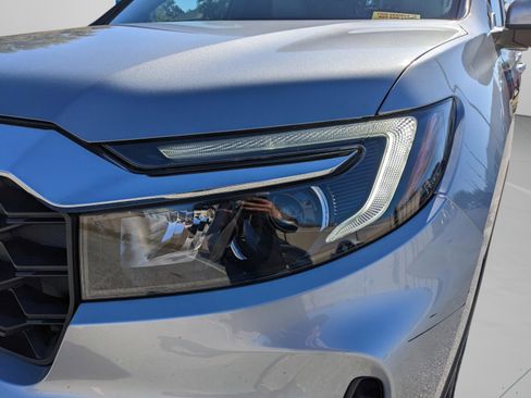 Used 2023 Honda Passport EX-L image 10