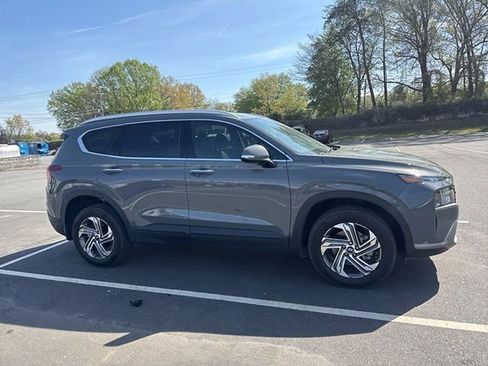 Used 2023 Hyundai Santa Fe SEL w/ Cargo Package image 4