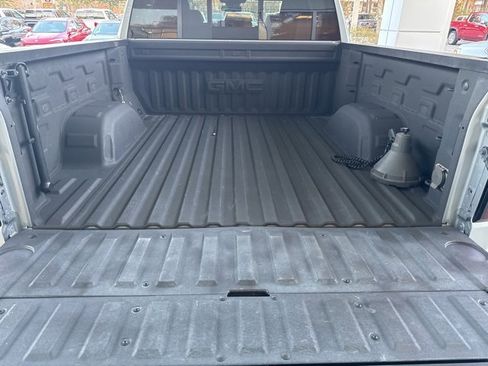 Used 2023 GMC Sierra 1500 SLT w/ SLT Premium Plus Package image 8