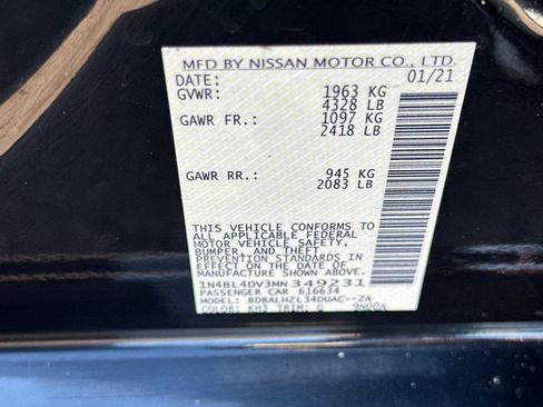 Used 2021 Nissan Altima 2.5 SV w/ SV Premium Package image 26