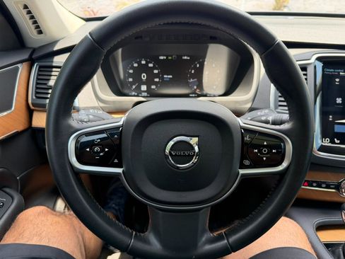 Used 2022 Volvo XC90 T6 Momentum w/ Protection Package Premier AWD/4WD image 28
