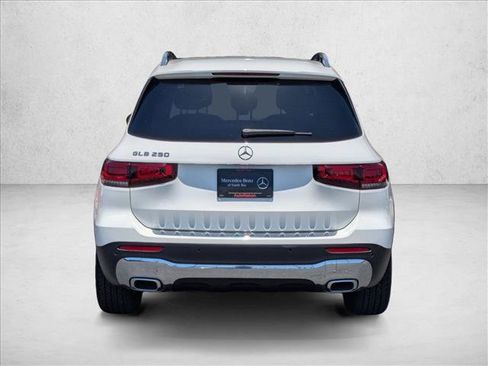 Used 2023 Mercedes-Benz GLB 250 image 7