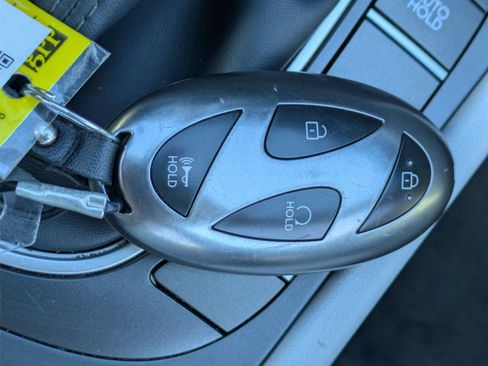 Used 2025 Hyundai Kona SEL FWD image 30