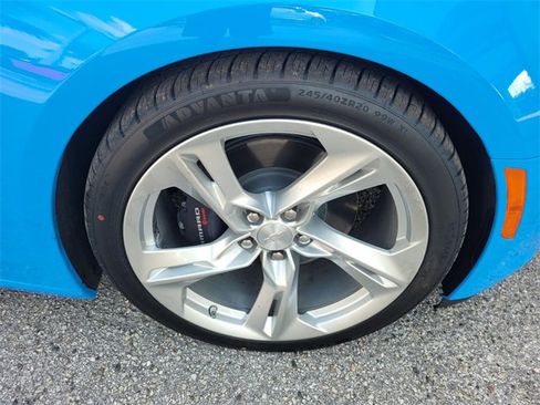 Used 2023 Chevrolet Camaro LT w/ RS Package image 17