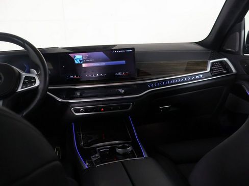 Used 2024 BMW X7 xDrive40i w/ Executive Package AWD/4WD image 41