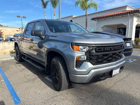 Used 2024 Chevrolet Silverado 1500 Custom w/ Turbomax Blackout Package RWD image 2