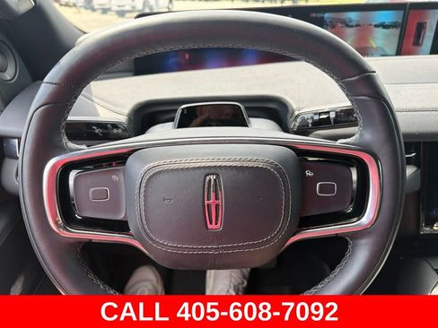 Used 2025 Lincoln Navigator Reserve w/ Jet Appearance Package AWD/4WD image 18