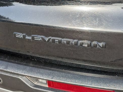 Used 2024 GMC Acadia Elevation AWD/4WD image 34