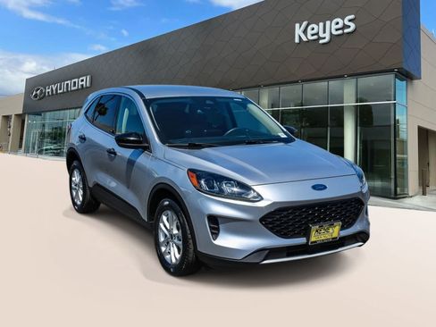 Used 2020 Ford Escape SE AWD/4WD image 3