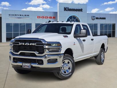 New 2026 RAM 2500 Tradesman w/ Chrome Appearance Group