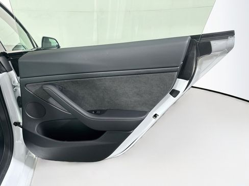 Used 2023 Tesla Model 3 Standard Range RWD image 30