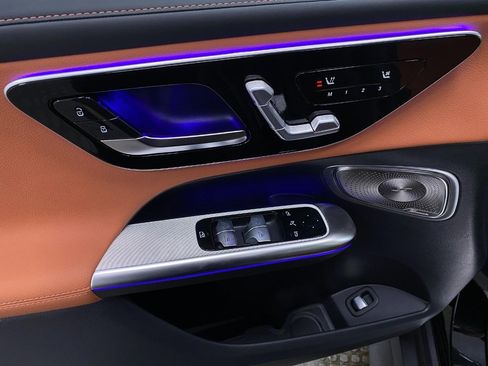 Certified 2026 Mercedes-Benz GLC 300 4MATIC image 31