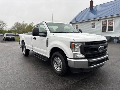 Used 2021 Ford F250 XL w/ Power Equipment Group RWD image 9