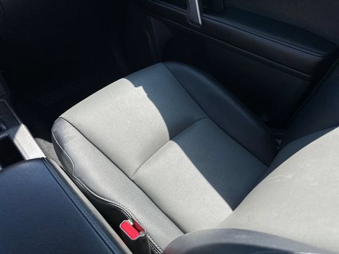 Used 2016 Toyota 4Runner SR5 Premium AWD/4WD image 24