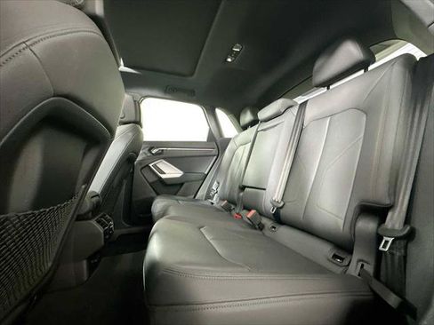 Certified 2023 Audi Q3 2.0T Premium Plus w/ Premium Plus Package AWD/4WD image 22