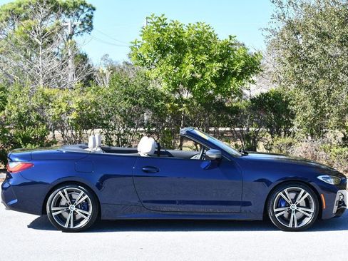 Used 2024 BMW M440i Convertible w/ Premium Package image 40