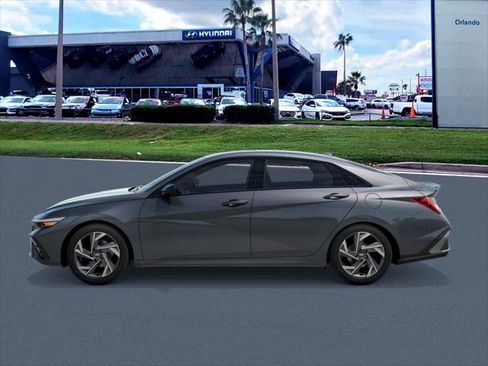 New 2026 Hyundai Elantra SEL Sport Premium FWD image 3