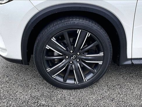 Used 2022 INFINITI QX50 Luxe w/ Appearance Package FWD image 11