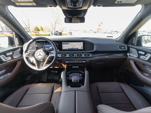 New 2026 Mercedes-Benz GLE 450 4MATIC image 16