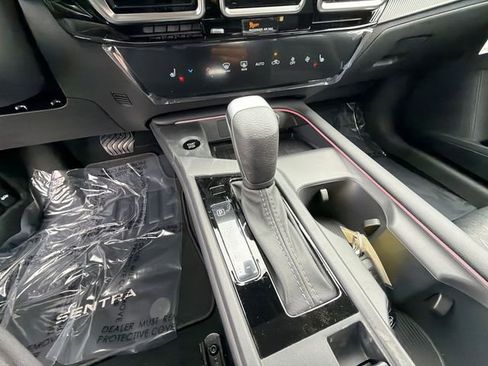 New 2026 Nissan Sentra SV w/ SV Convenience Package FWD image 19