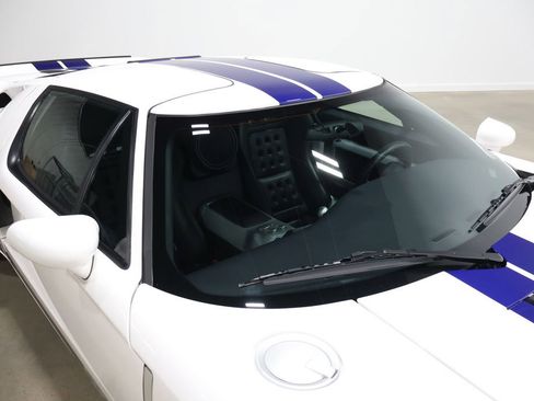 Used 2005 Ford GT image 62