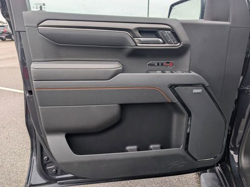 Certified 2025 GMC Sierra 1500 AT4 w/ Technology Package image 7