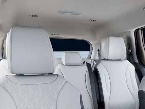 New 2026 Kia Carnival EX image 30