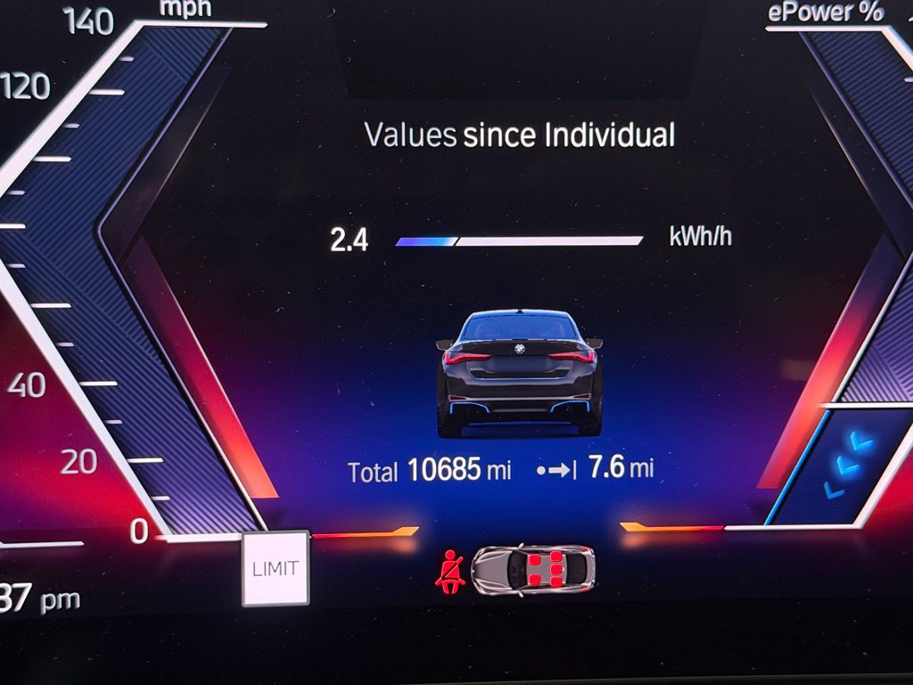 Used 2023 BMW i4 eDrive35 w/ Premium Package RWD image 14