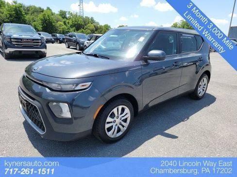 Used 2021 Kia Soul LX image 1