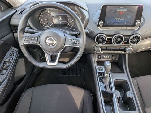 Used 2025 Nissan Sentra SV image 10