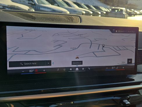 Used 2025 BMW X7 xDrive40i w/ M Sport Package image 20