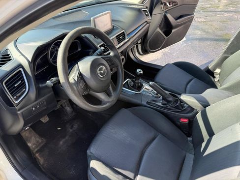 Used 2015 MAZDA MAZDA3 i Sport FWD image 17
