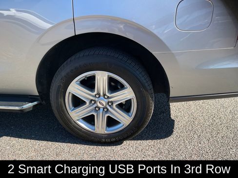 Used 2020 Ford Expedition XLT w/ Equipment Group 202A image 9