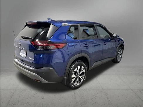 Used 2023 Nissan Rogue SV AWD/4WD image 5